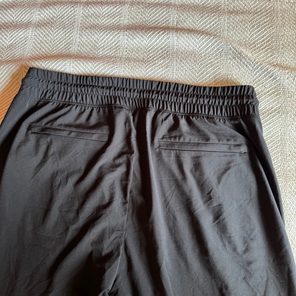 Athleta Avenue Wide Leg Crop Pant Black Size 14 Smocked Waist Travel Trousers - Picture 4 of 9